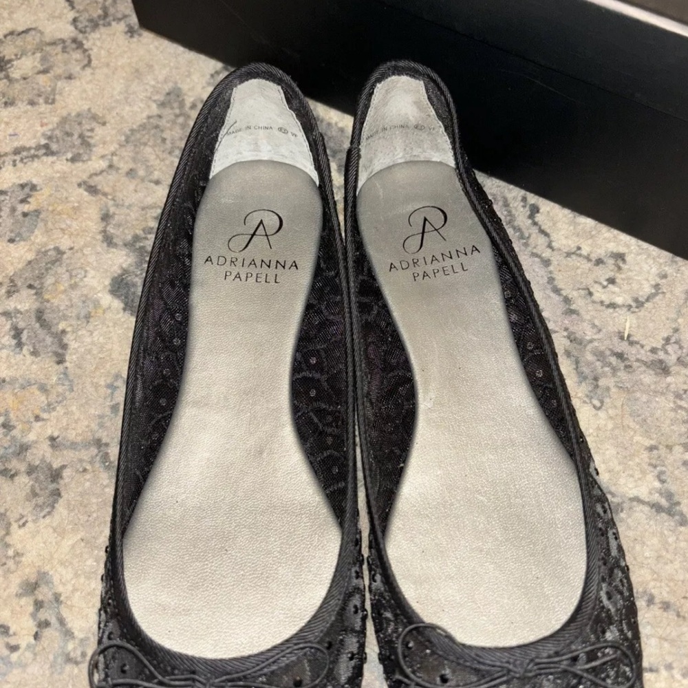 Adrianna Papell Black Lace and Rhinestone Sequined Ballet Flats sz 8 (028) - Picture 2 of 8